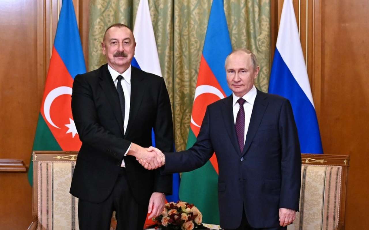 Путин поздравил Президента Ильхама Алиева