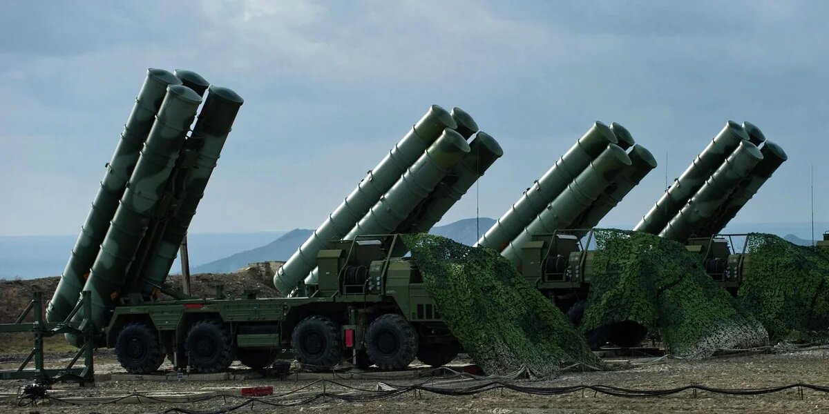 Разведка США: Китай планирует поставить Ирану средства ПВО