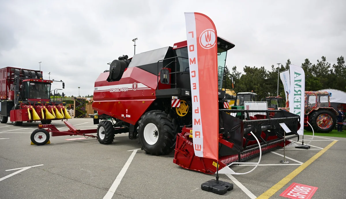 İlham Əliyev 19-cu "Caspian Agro Week" və 31-ci "InterFood Azerbaijan" sərgiləri ilə tanış olub