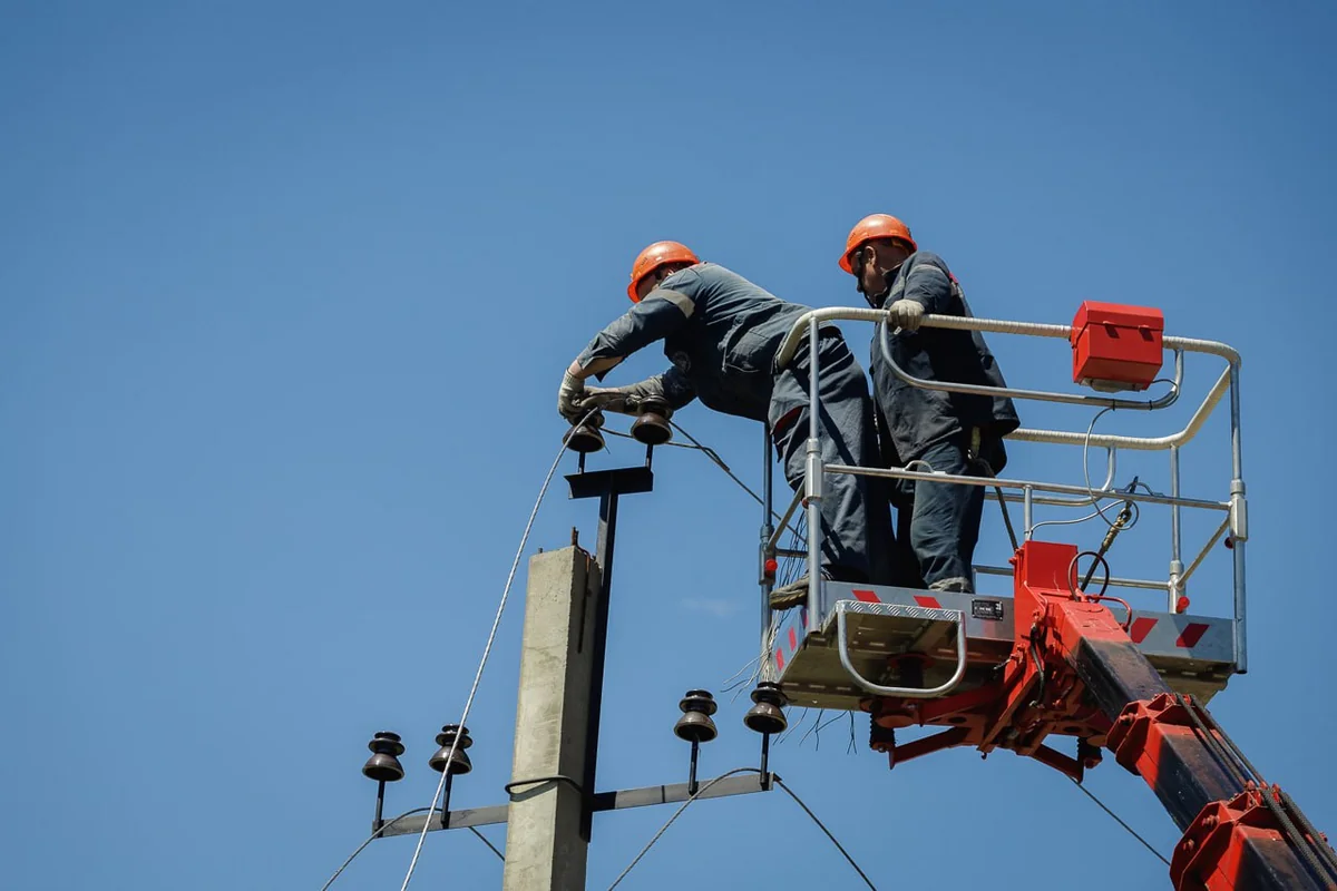 Elektrik yarımstansiyasına ildırım düşüb, kəndlər enerjisiz qalıb