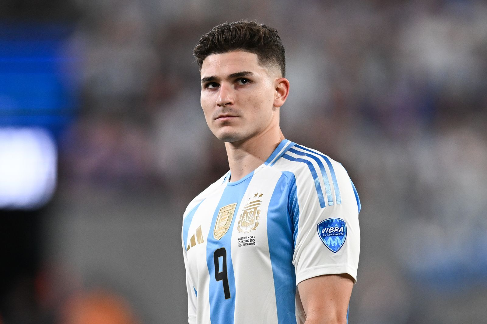 “Barselona” Alvares transferini dayandırmağa yaxındır