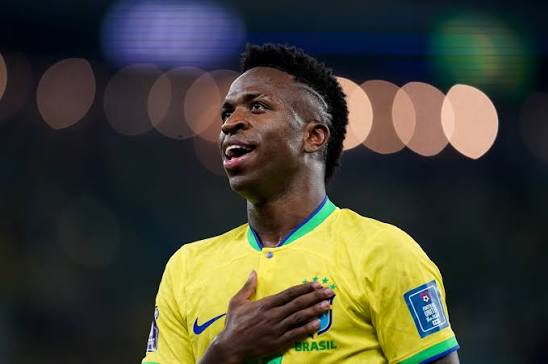     Vinicius matçdakı çıxışı ilə oyunun ən yaxşı futbolçusu seçilib